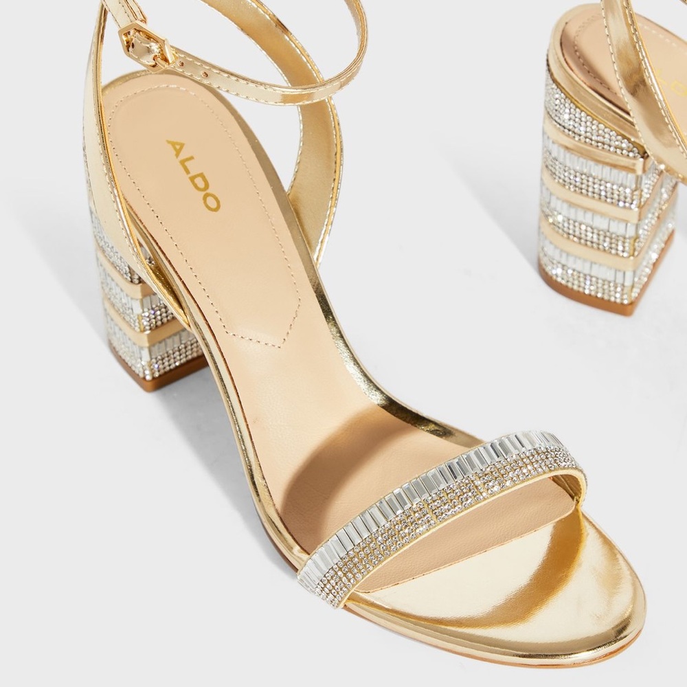 Aldo block heel sandals. NWT comes with box.